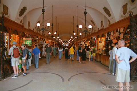 Images of Polish arts and crafts photos of shops in Krakow Poland images