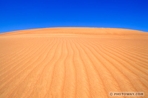 Image Travel Story in the Arabian deserts trekking in United Arab Emirates
