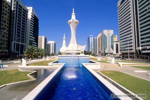 Abu Dhabi : Skyscraper | Travel Tourism