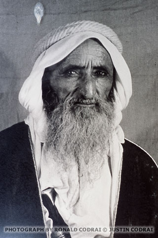 Image Photo of an Arab photos of sheikh Saeed Al Maktoum ruler of Dubai